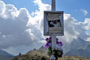 36 Dalla croce diella Cima di Mezzeno (Giovanni Paolo II - 2230 m) vista verso il Pizzo Arera